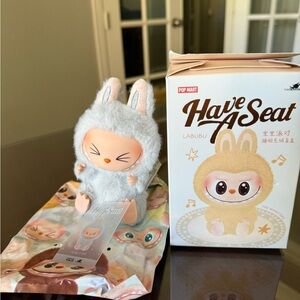 🌺Authentic NIB -POP MART Have a Seat LABUBU🌺